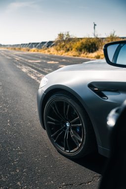 
										BMW M5 xDrive Limousine full									