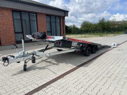 
										Lorries PLI30-5021 Autotransporter full									